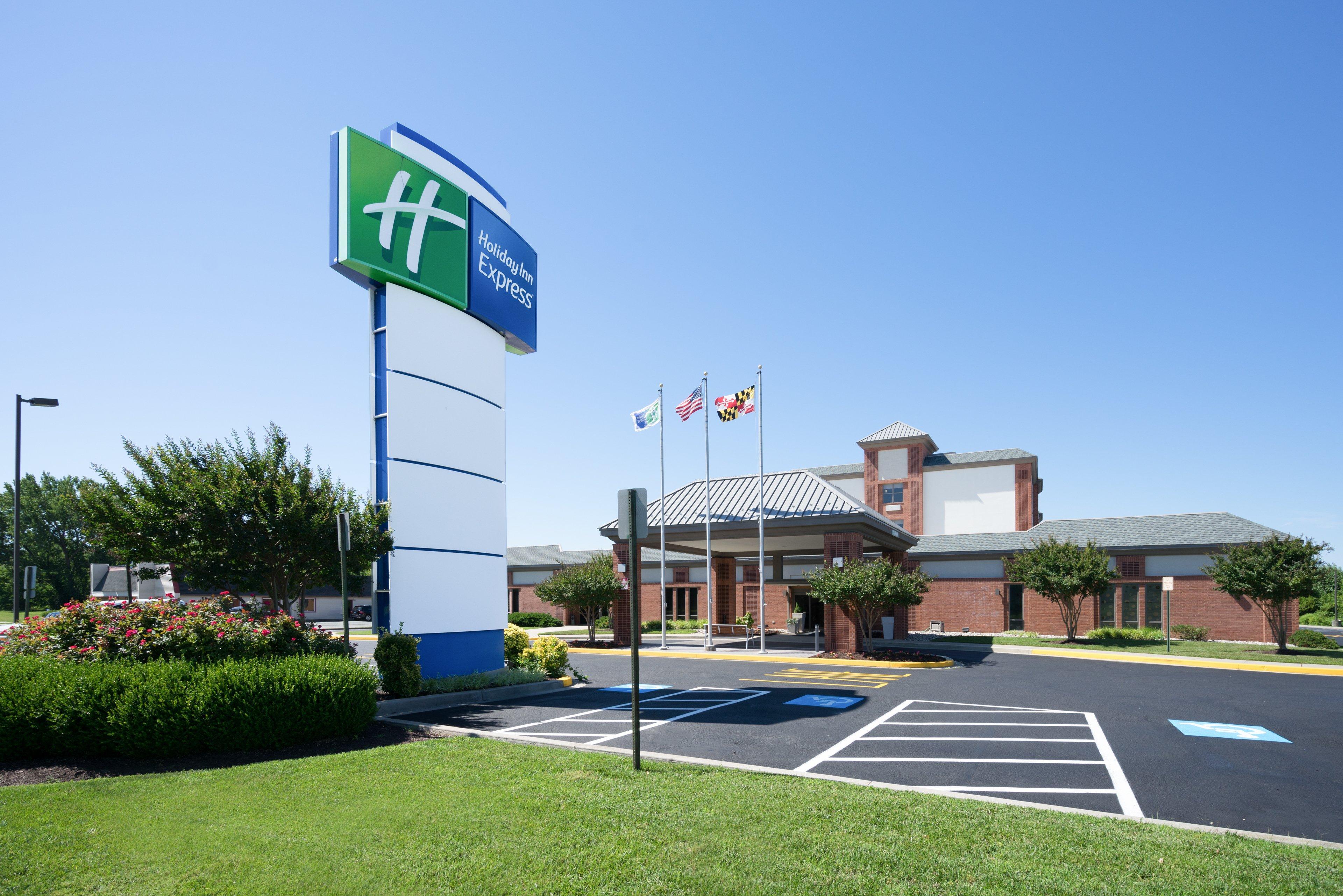 Holiday Inn Express Cambridge By Ihg Exterior foto